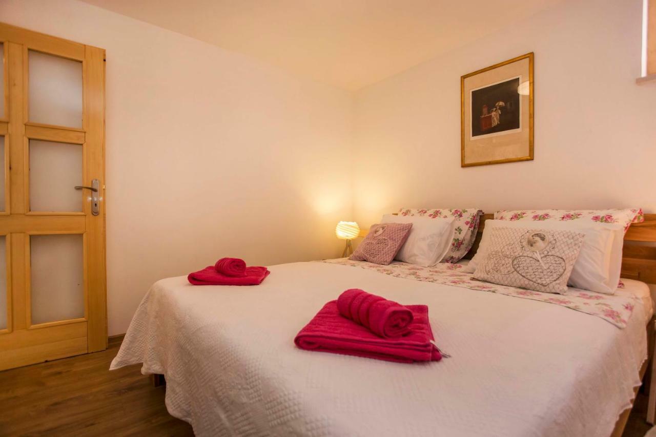 Premsai Apartment *